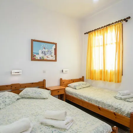Prombona To Petrino Spiti 3* Логарас