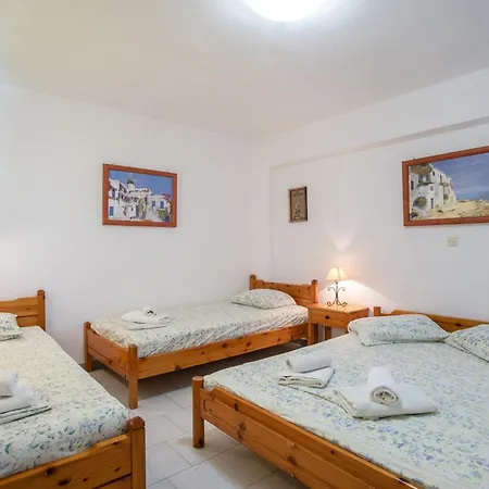Prombona To Petrino Spiti Гостевой дом 3*