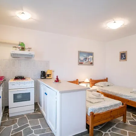 Prombona To Petrino Spiti Гостевой дом 3*